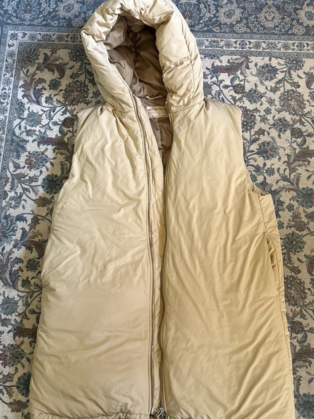 FREE PEOPLE || puffer vest